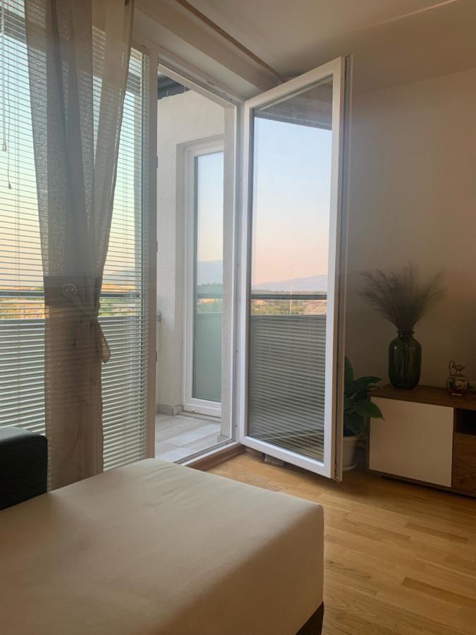 Artemis Business Apartment Skopje Buitenkant foto