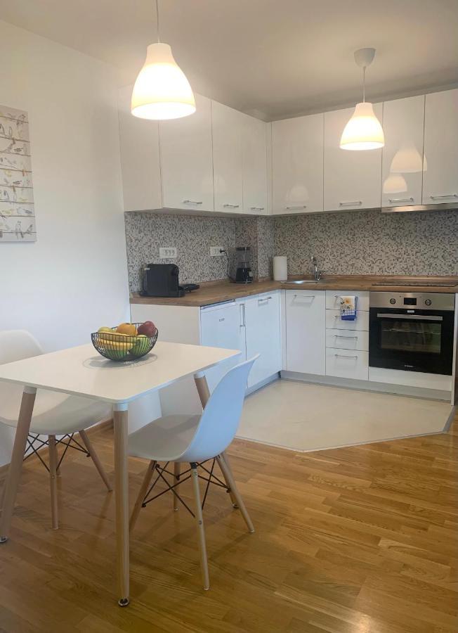 Artemis Business Apartment Skopje Buitenkant foto